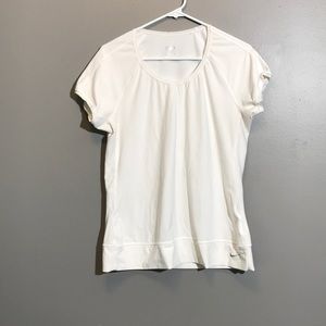 Women’s SZ large white Nike top. Fit Dry